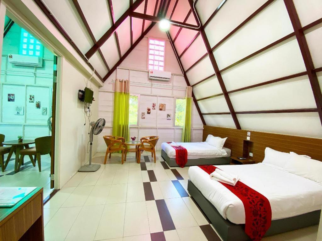 Dreamland Beach Holiday Kudat Exterior foto